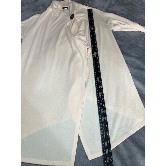 Bobeau Sweater Womens Small Cream One Button Fleece Knit Wrap Cardigan Shawl - Picture 6 of 8